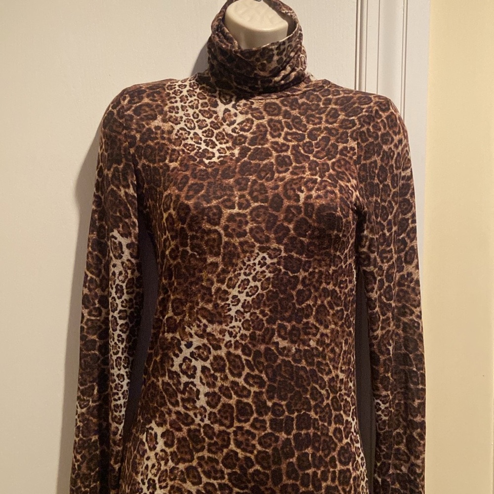 Lightweight animal print little dress - Picture 8 of 11